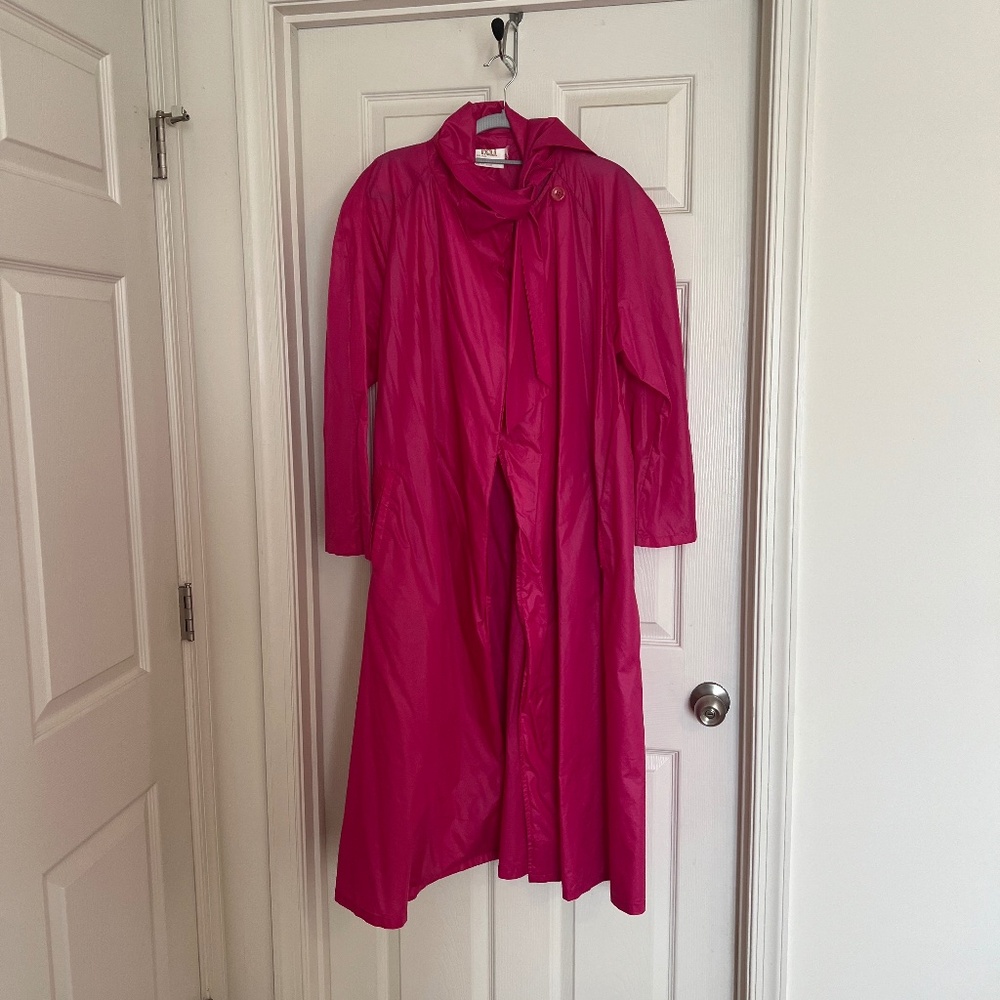 Gorgeous Vintage Pink Rain Cover with Classic Neck Tie